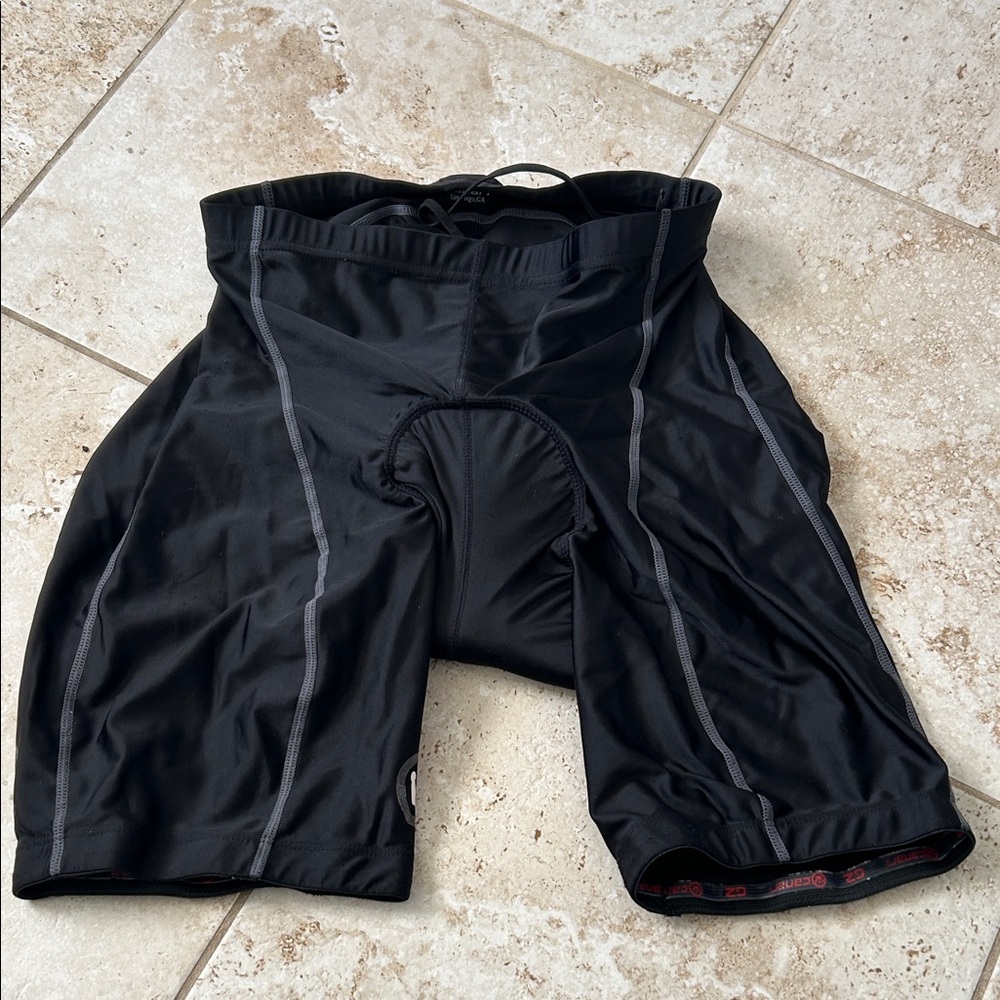 Canari Men's Black Athletic Shorts